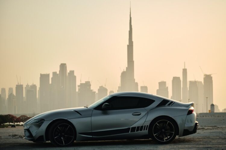 How to Register a Car in Dubai as an Expat